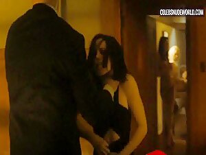 Peta Jensen Nude, bush scene in True Detective (2014-2024) 9