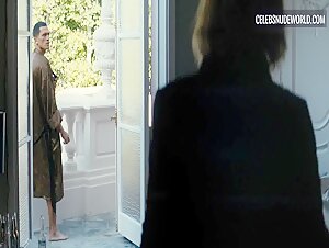 Weronika Rosati breasts, Nude scene in True Detective (2014-2024) 17