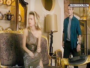 Weronika Rosati breasts, Nude scene in True Detective (2014-2024)