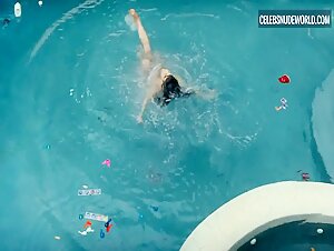 Weronika Rosati breasts, Nude scene in True Detective (2014-2024) 9