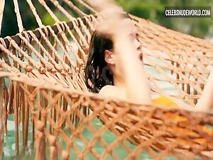 Sarah Catherine Hook Sexy, Hammock scene in The White Lotus (2021-2025) 18