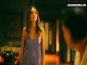 Aimée-Lou Wood Sexy, Bedroom scene in The White Lotus (2021-2025) 11