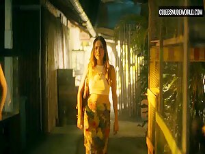 Aimée-Lou Wood Pokies, Sexy scene in The White Lotus (2021-2025) 19