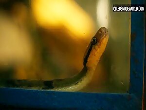 Aimée-Lou Wood Pokies, Sexy scene in The White Lotus (2021-2025) 2