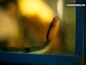 Aimée-Lou Wood Pokies, Sexy scene in The White Lotus (2021-2025) 3