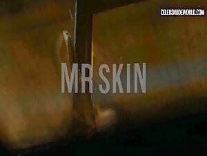 Aimée-Lou Wood Pokies, Sexy scene in The White Lotus (2021-2025) 8