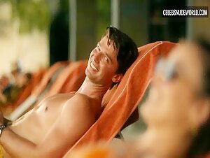 Aimée-Lou Wood, Charlotte Le Bon bikini, Sexy scene in The White Lotus (2021-2025) 19