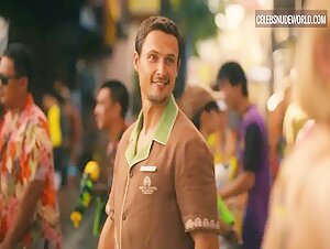 Michelle Monaghan, Carrie Coon, Leslie Bibb Pokies, Blonde scene in The White Lotus (2021-2025) 1