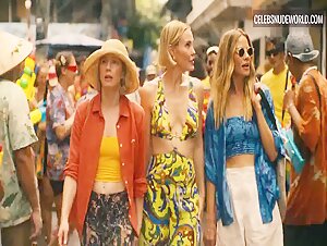 Michelle Monaghan, Carrie Coon, Leslie Bibb Pokies, Blonde scene in The White Lotus (2021-2025) 4