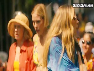 Michelle Monaghan, Carrie Coon, Leslie Bibb Pokies, Blonde scene in The White Lotus (2021-2025) 9