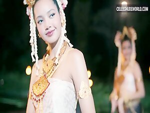 LISA Dancing, Pokies scene in The White Lotus (2021-2025) 9