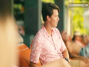 Aimée-Lou Wood, Charlotte Le Bon bikini, Sexy scene in The White Lotus (2021-2025) 12