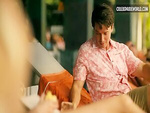 Aimée-Lou Wood, Charlotte Le Bon bikini, Sexy scene in The White Lotus (2021-2025) 18