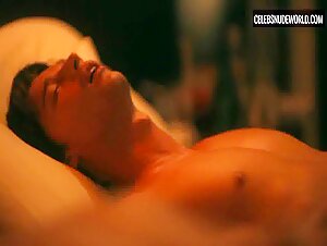 Charlotte Le Bon underwear, Sexy scene in The White Lotus (2021-2025) 5