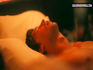 Charlotte Le Bon underwear, Sexy scene in The White Lotus (2021-2025) 6