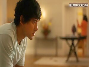 Aubrey Plaza Nude, breasts scene in The White Lotus (2021-2025) 9