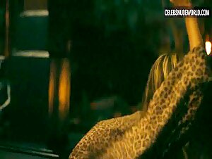 Michelle Monaghan, Carrie Coon breasts scene in The White Lotus (2021-2025) 3
