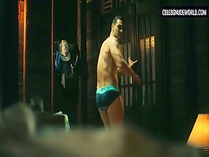 Carrie Coon butt, Nude scene in The White Lotus (2021-2025) 12