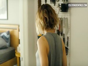Rachel McAdams Sexy, underwear scene in True Detective (2014-2024) 17