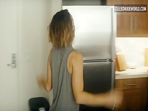 Rachel McAdams Sexy, underwear scene in True Detective (2014-2024) 3