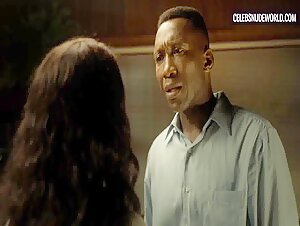 Carmen Ejogo Brunette, Sexy scene in True Detective (2014-2024) 19