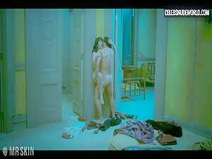 Rocío Hernández Sexy, Cleavage scene in The House of the Spirits (2026) 13