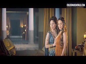 Ivana Baquero, Jaime Slater breasts, lesbian scene in Spartacus: House of Ashur (2025) 15