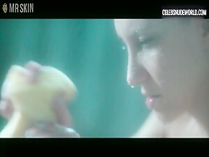 Lorena Comparato breasts, Nude scene in Elize: Shadows of a Woman (2026) 3