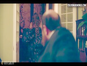 Florence Pugh Nude, Butt in East of Eden (2026) 15