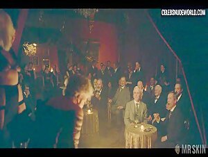 Florence Pugh Sexy, Stripper in East of Eden (2026) 17