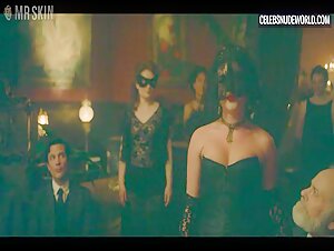 Florence Pugh Sexy, Stripper in East of Eden (2026) 7